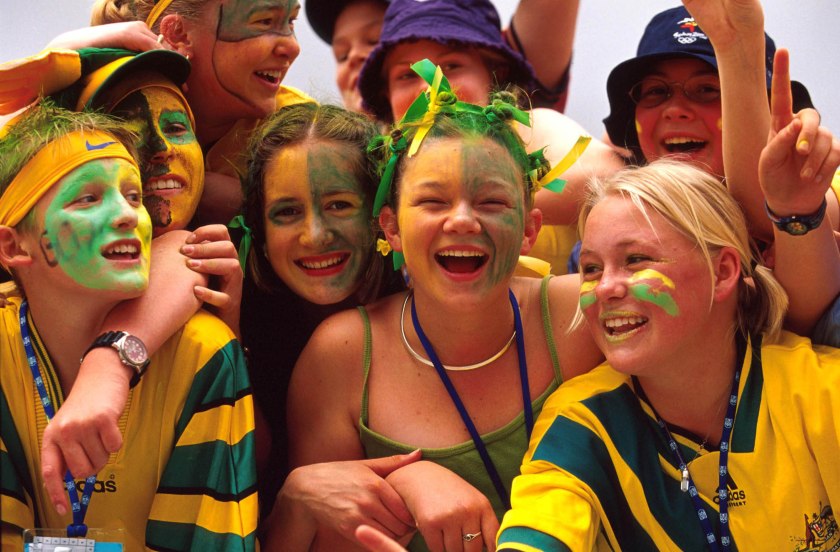 Australian (AUS) fans in green and gold cheering 2000 Sydney PG